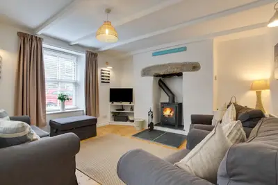 Image de Sea Salt Cottage - Deux Chambres Maison, Couchages 4