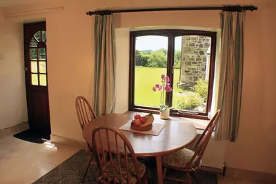 Image de Le Cottage Butlers. Entouré de plus de 450 acres de terres agricoles bio