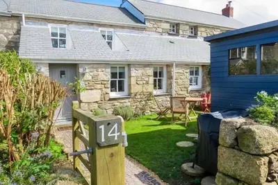 14 Boscaswell Downs, Pendeen