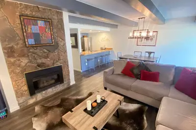 Image de Au rez-de-chaussée, condo ouest, dans l'unité laveuse / sécheuse ** Voir une visite en 3d du condo