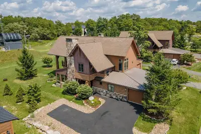 Image de WISPering Timbers - Ski In / Ski Out Accueil au sommet Wisp Resort