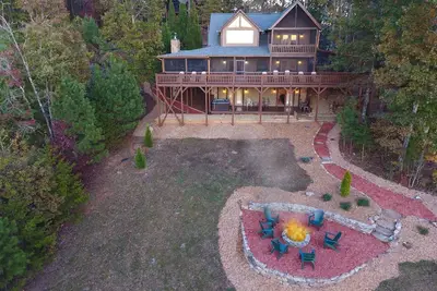 Image de Eagles Breeze On Bear Mountain Ridge Ne Manquez Pas Sur Cette Vue Impressionnante