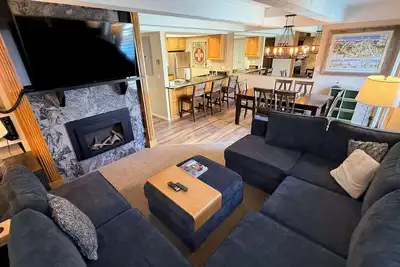 Image de Vail Internationale n ° 208 - 2br / 2ba avec 4 lits et vue sur la piscine