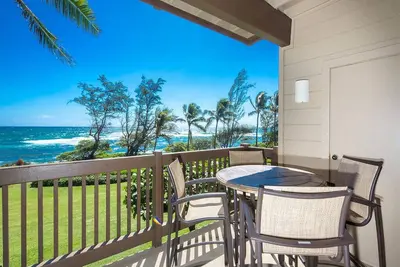 Image de Bright, Airy Condo w/Epic View! Wood Floors, Lanai, Full Kitchen, WiFi–Kaha Lani 225