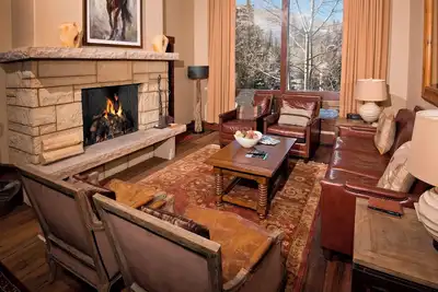 Image de Premier Mountainside 2Br Condominium au Lodge at Vail