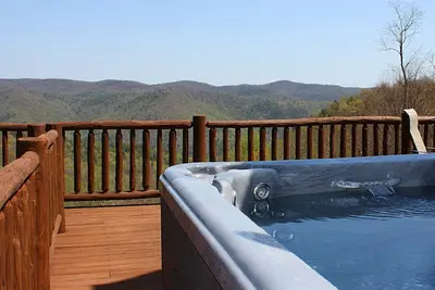 Image de Ours repos: 3 Br / 3. 5 Ba animaux de compagnie $ 75 Ă Ferguson, pour 6 personnes