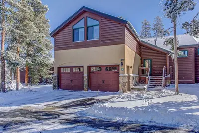 Image de Cette maison dispose de 5 chambres et la possibilité de dormir 14! Beaucoup d'espace pour tout le monde!