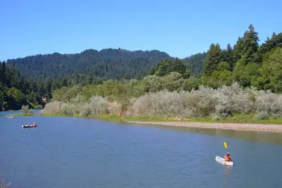 Image de Domaine forestier enchanté ~ Grande propriété au bord de la rivière, idéale pour les groupes!