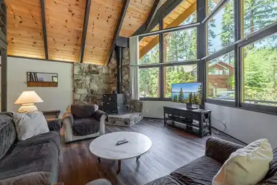Image de Cabine avec une vue imprenable à Tahoe Vista ~ Propriété # 190