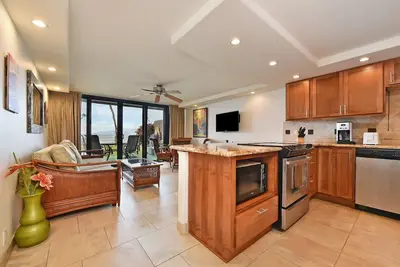 Image de Complètement rénové rez de chaussée! Près de Kaanapali Resort! Reserve maintenant!