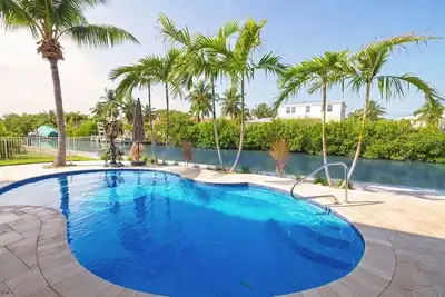 Image de P02 - Key West Style House - Nouvelle construction avec piscine!
