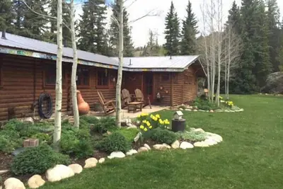 Image de Belle Rénové Pêche Cabin Sur la rivière Taylor! Pêche privée!