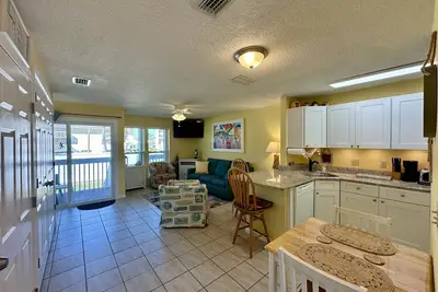 Image de Le Condo # 8115 est un studio situé au cœur de Destin, à quelques minutes de notre plage!