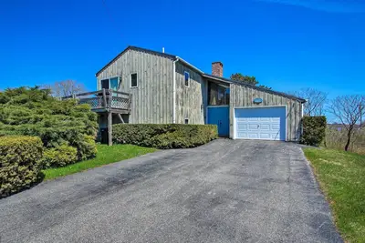 Image de Coastal Biddeford Accueil w / terrasse et vue sur l'océan!