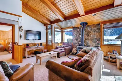 Image de 1Br Condo ~ Decatur 1775 ~ Pas de frais de nettoyage! Les enfants skient gratuitement!