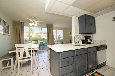 Image de Condo # 1035 est un condo de terrain de golf au coeur de Destin!