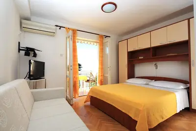 Image de Garçonnière avec le balcon et la vue sur le mer Podgora, Makarska (As-4332-a)