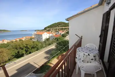 Image de Appartement de deux chambres avec le balcon et la vue sur le mer Vis (A-8448-a)