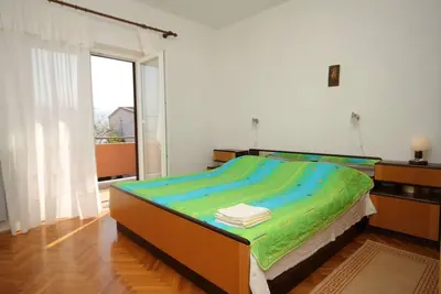 Image de Appartement d'une chambre avec la terrasse et la vue sur le mer Pag (A-6467-c)