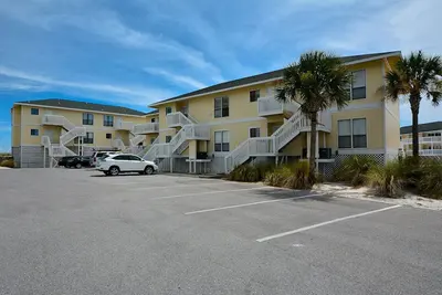 Image de Condo # 2153 est un Condo sur la plage