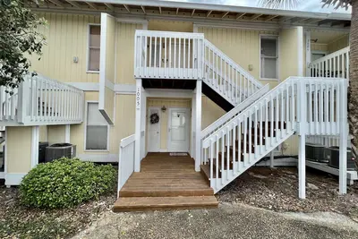 Image de Condo # 1005 est un 1 chambre sur le parcours de golf près de la plage privée!