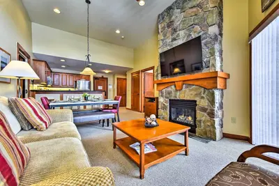 Image de Ski-In / Ski-Out Solitude Resort Condo w / Vues Mtn!