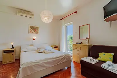 Image de Appartement d'une chambre avec le balcon et la vue sur le mer Orebic, Peljesac (A-10178-b)