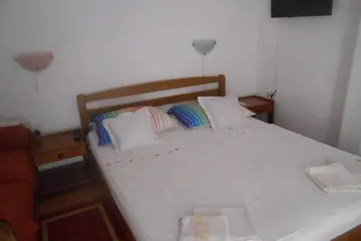 Image de Appartement d'une chambre avec le balcon Poljana, Ugljan (A-8473-c)