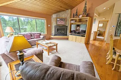 Image de Grande maison familiale sur l'extrémité nord calme avec 10 passes Sharc illimitées.