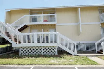 Image de Le condo condo n ° 8106 surplombe le lecteur du Gulf Shore, à quelques pas de la plage!