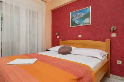 Image de Appartement d'une chambre avec le balcon Duce, Omis (A-5973-a)