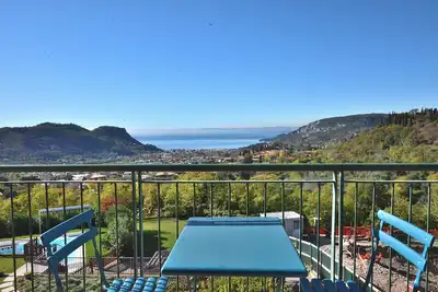 Image de Casa Montegolo With Pool And Lake View