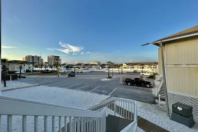 Image de Condo # 1156 est une escapade en bord de mer!