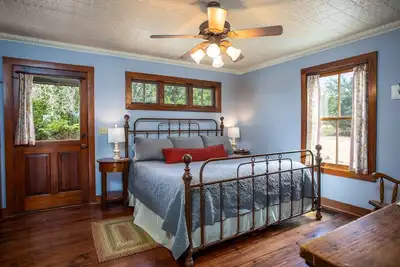 Image de Honey Creek Cottage | Excellent pont