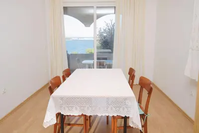 Image de Appartement d'une chambre prés de la plage Tkon, Pasman (A-5840-a)