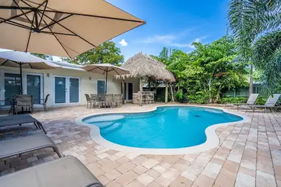 Image de Tout Nouveau Casa Blanca 5/4 Pour 10 Personnes Piscine CHAUFFÉE À 1 Mille De Hollywood Beach