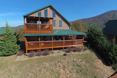 Image de Lorsque vous séjournez à Above Awe, vous serez \"impressionné\" par les vues incroyables!