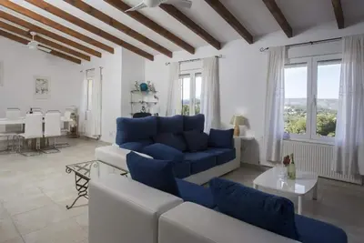 Image de Grande villa confortable avec piscine privée à Javea, sur la Costa Blanca, Espagne pour 6 personnes