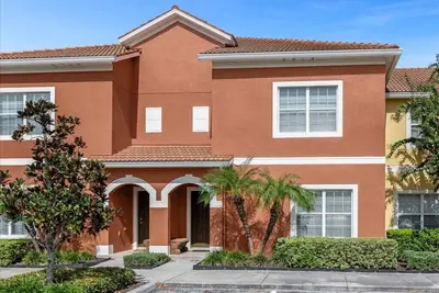 Image de 4 Chambres / 3 Salles de bains Paradise Palms (8925bp)