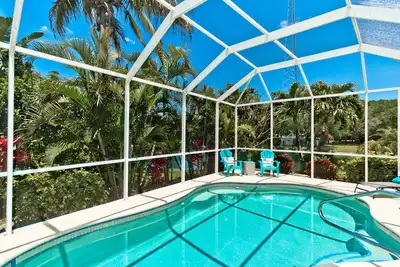 Image de Villa Sea La Vie - Maison au bord du lac récemment rénovée avec piscine privée