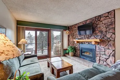 Excellent emplacement Breckenridge, 1 pâté de maisons de la rue principale, bain à remous, vue imprenable!
