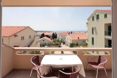 Image de Appartement de deux chambres avec une piscine Novalja, Pag (A-211-d)