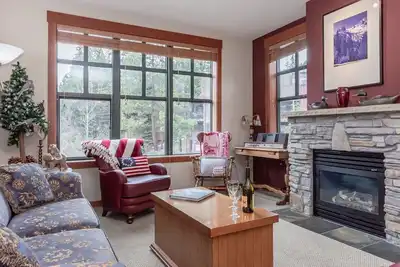 Image de Cozy 2 chambres, 2 salles de bain dans The Village at Mammoth