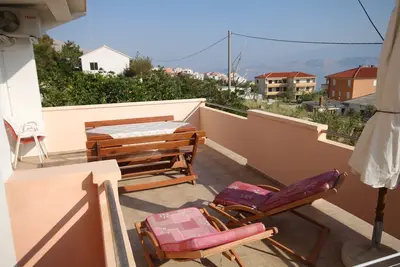 Image de Appartement de deux chambres avec la terrasse et la vue sur le mer Pag (A-6467-a)