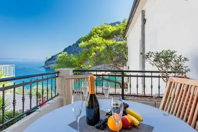 Image de Appartement d'une chambre prés de la plage Baie Vela Stiniva, Hvar (A-6864-a)