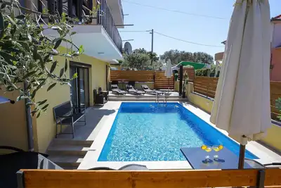 Image de Appartement de deux chambres avec le balcon et la vue sur le mer Zadar (A-6128-d)