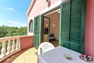Image de Appartement de deux chambres avec la terrasse et la vue sur le mer Sukosan, Zadar (A-5772-b)