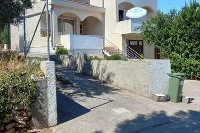 Image de Appartement de deux chambres prés de la plage Tkon, Pasman (A-5840-b)