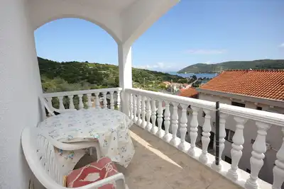 Image de Appartement d'une chambre avec la terrasse et la vue sur le mer Vis (A-8531-e)