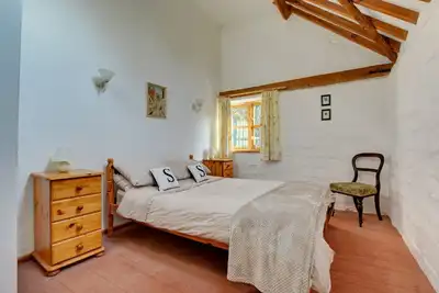 Image de Rectory Barn - Trois Chambres Maison, Couchages 6